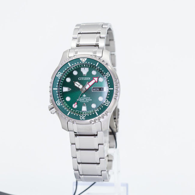 NY0100-50X-Citizen NY0100-50X Diver's Super Titanium 200mt Green Watch