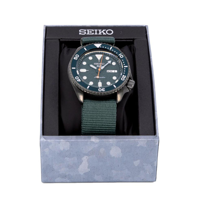 SRPD77K1-Seiko Men's SRPD77K1 5 Sports Suits Green Dial DayDate Watch